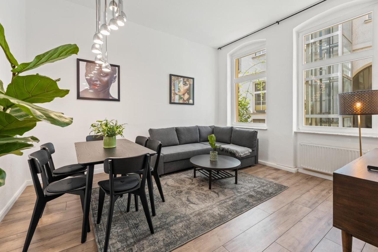 The Tieckstr Loft For Up To 7 People With 2 Bathrooms Appartement *